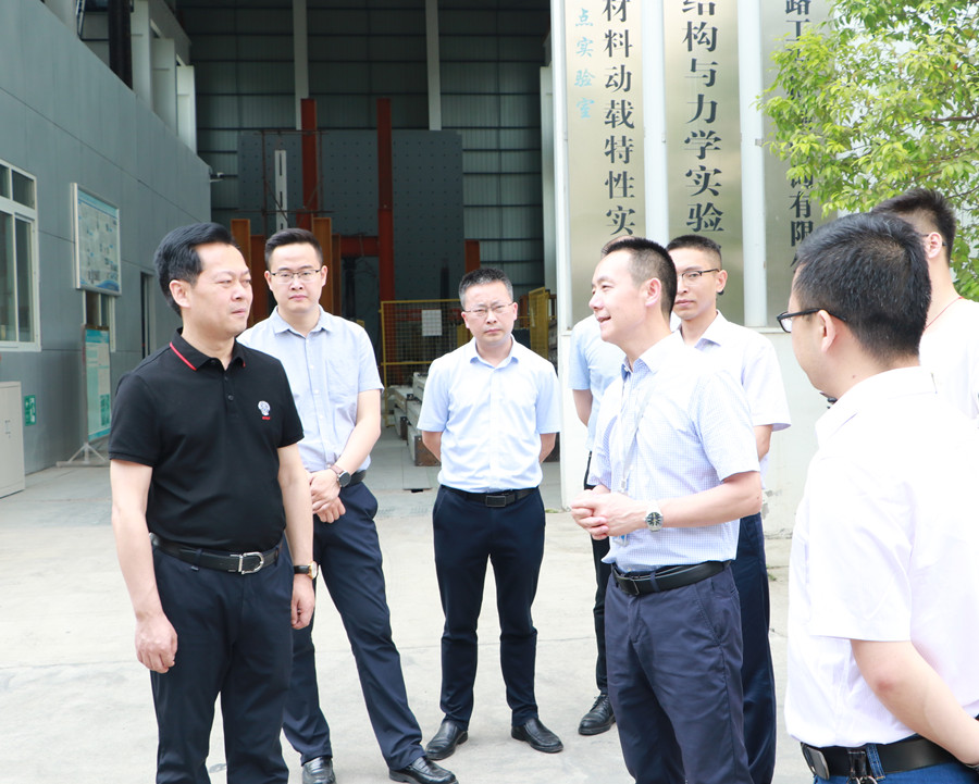 涪城區(qū)區(qū)長(zhǎng)鄧輝帶隊(duì)到公司調(diào)研