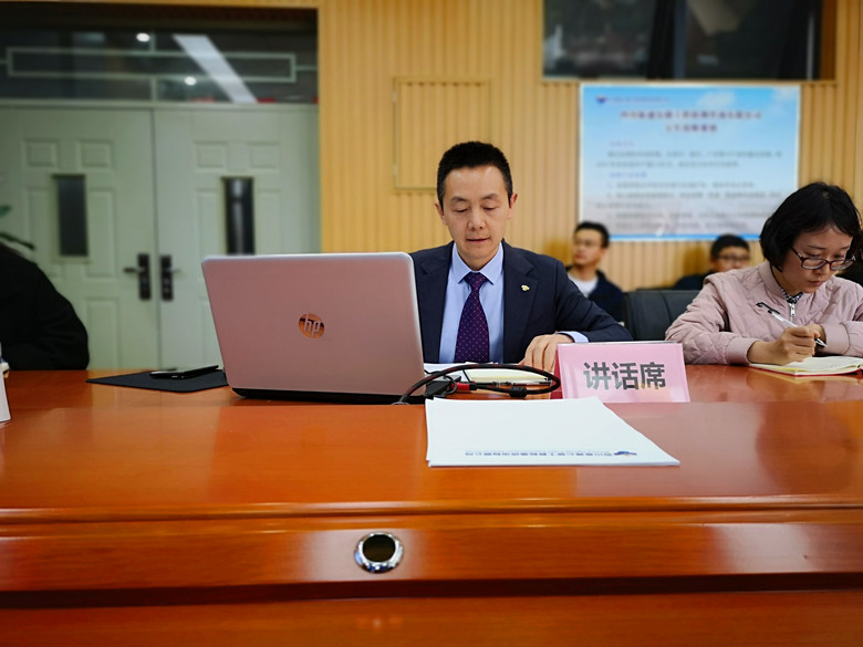 抗疫生產(chǎn)兩不誤，堅(jiān)定信心不動(dòng)搖